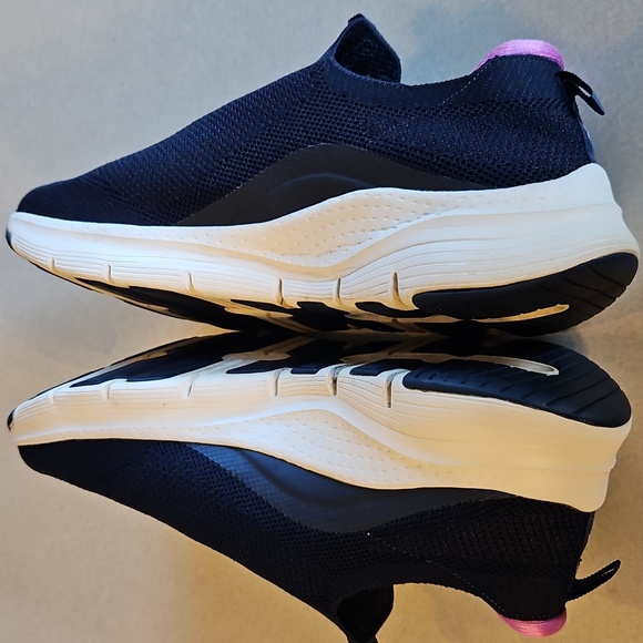 Skechers Archfit Air Cooled Blue Slip On Shoes - Picture 7 of 15